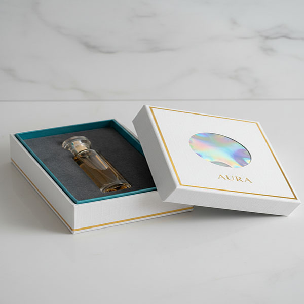 Custom boxes with clear PVC window – display packaging from Color Creative Packaging